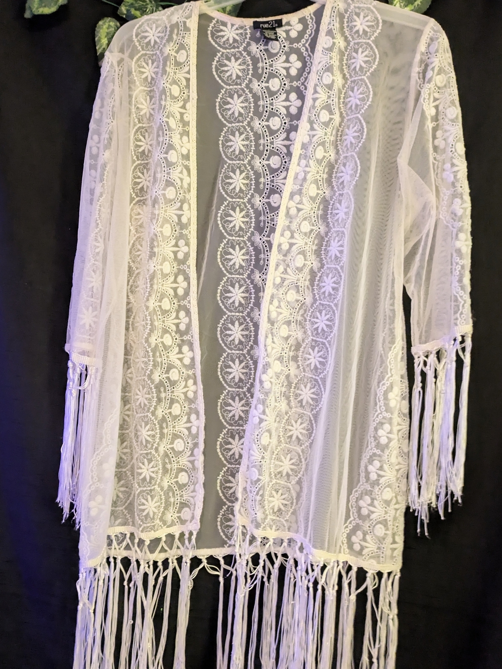 Rue21 White Lace Fringe Kimono